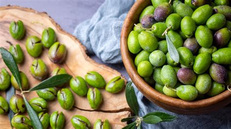 bad olives|how to tell if olives went bad.